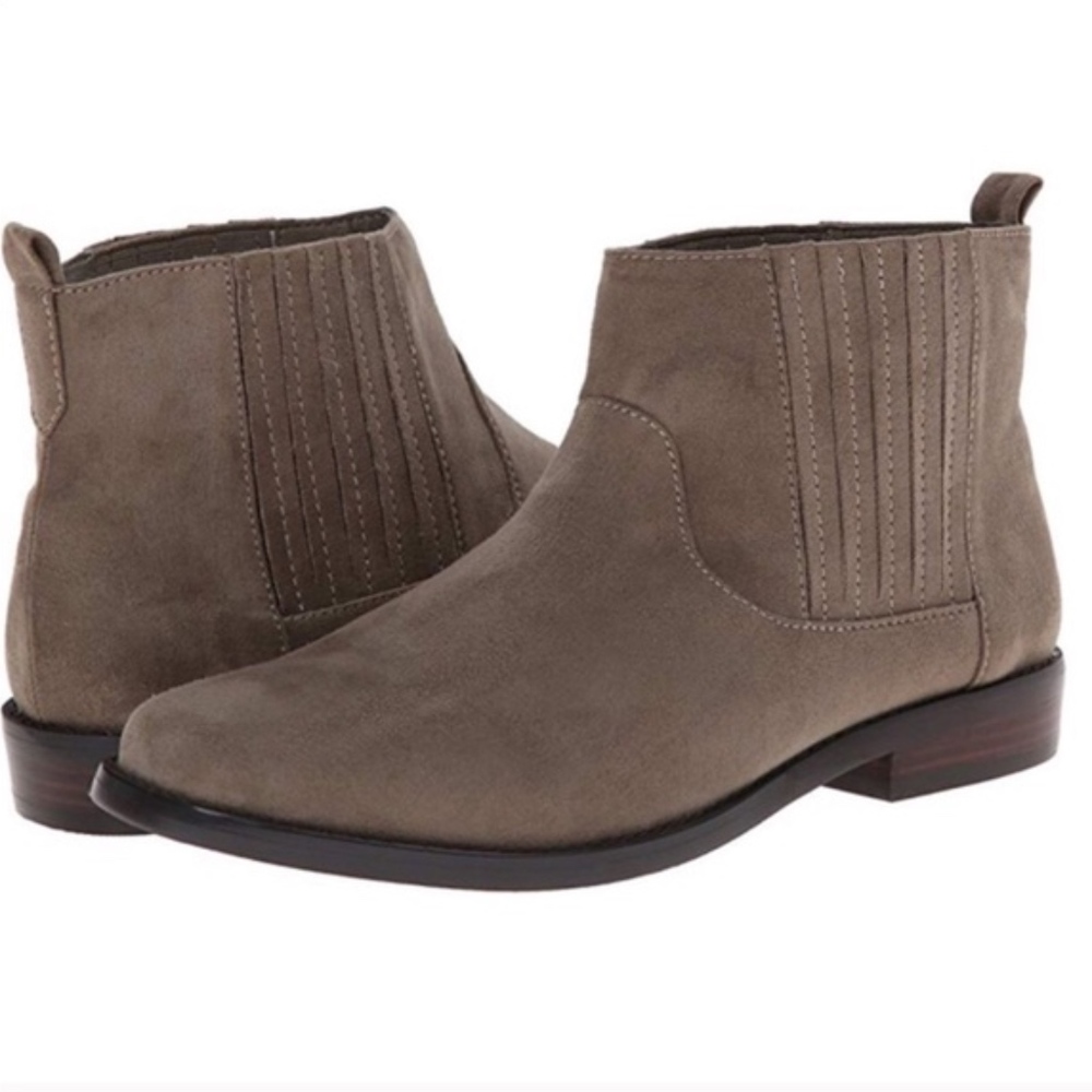Bass Chelsea Ankle Boots